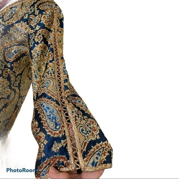 Blue Paisley Kaftan with Metallic Gold Brocade - Picture 6 of 15